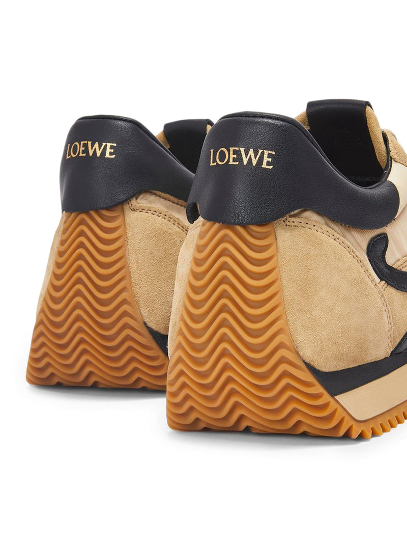 NYLON AND SUEDE FLOW RUNNER