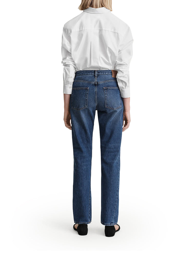 DENIM WITH TWISTED SEAMS