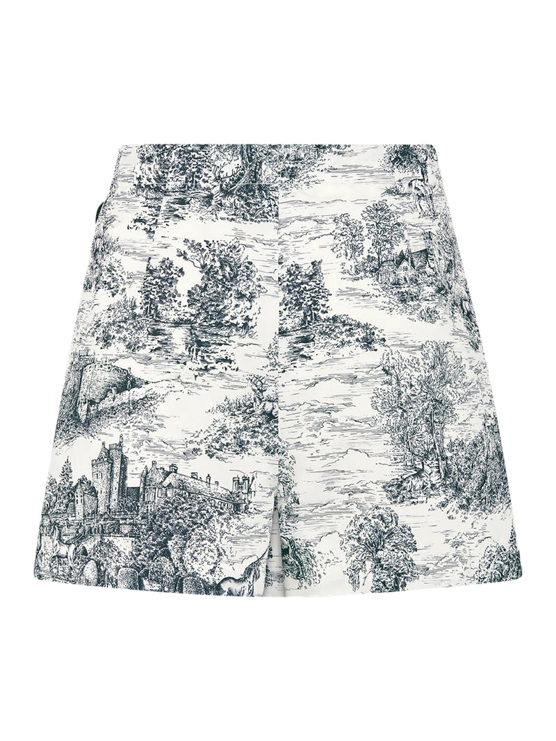 Short skirt
