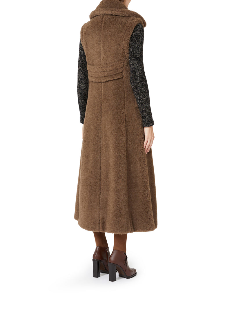 SLEEVELESS COAT IN ALPACA AND WOOL TEDDY