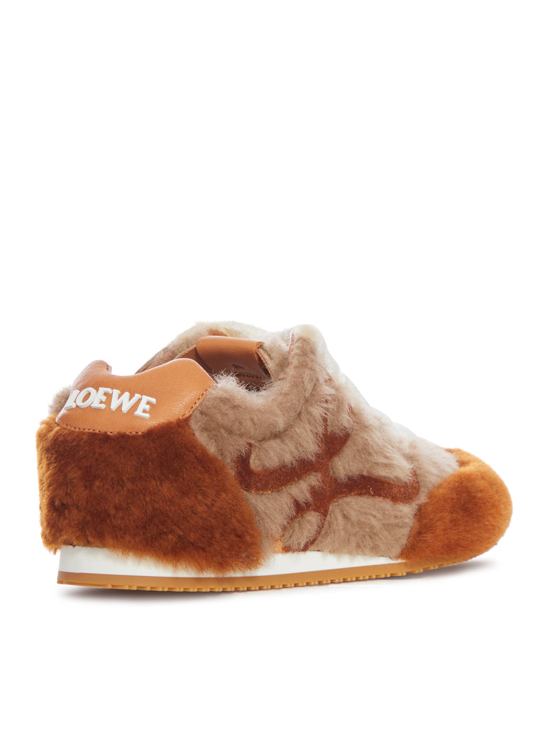 BALLET RUNNER 2.0 SNEAKERS IN SHEARLING