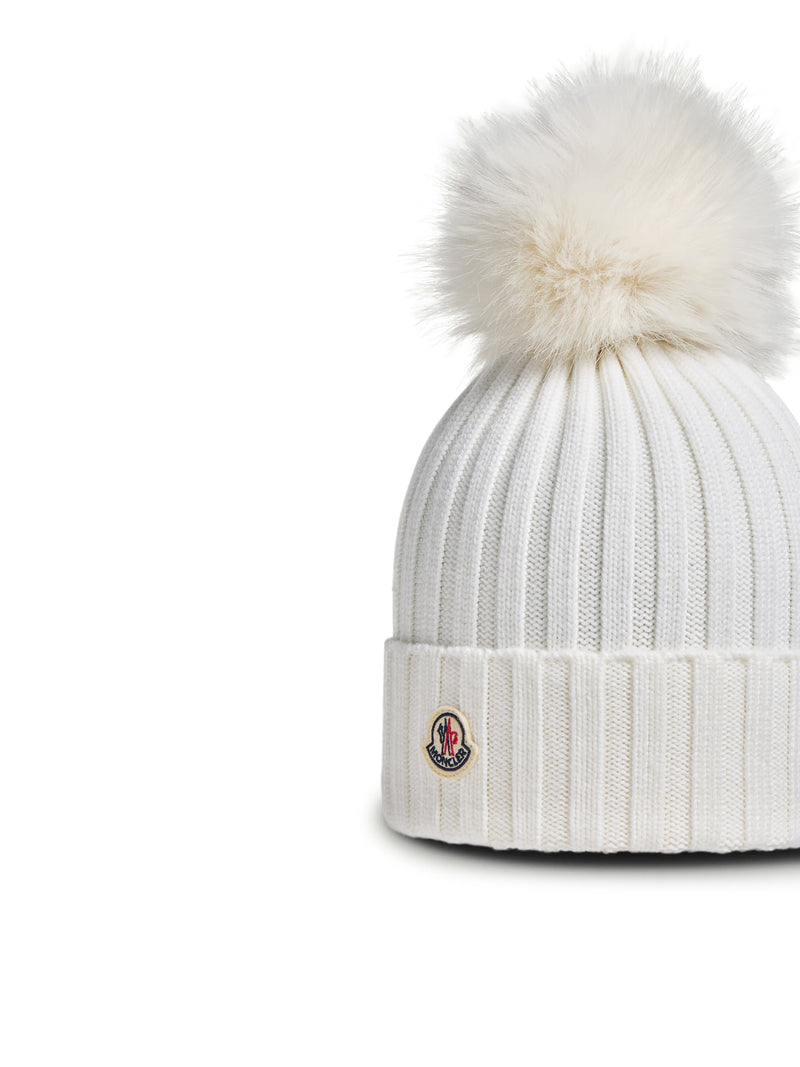 WOOL HAT WITH POMPOM