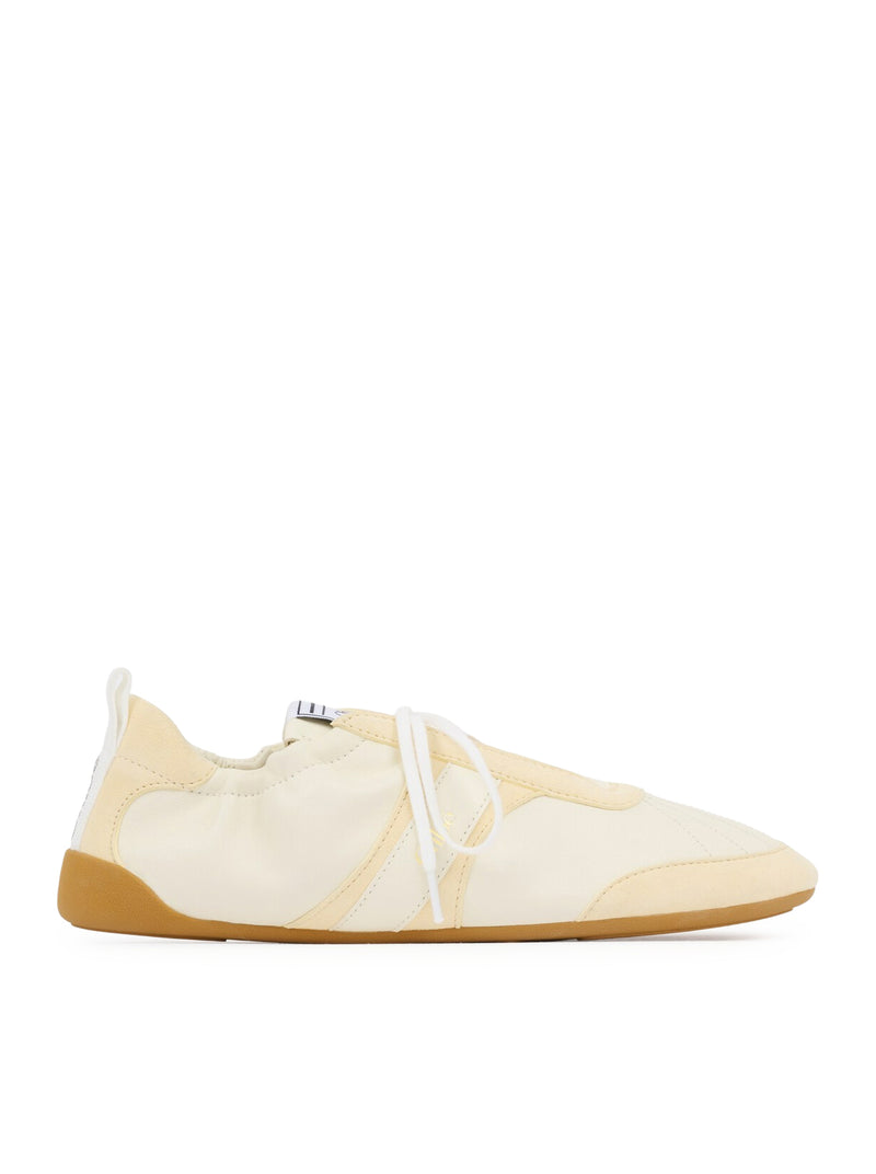 SNEAKERS KICK