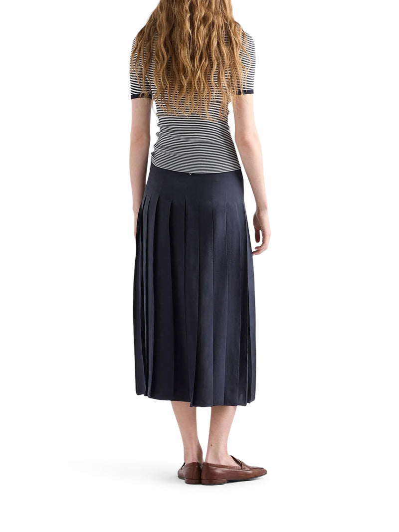 CREW NECK SILK SWEATER