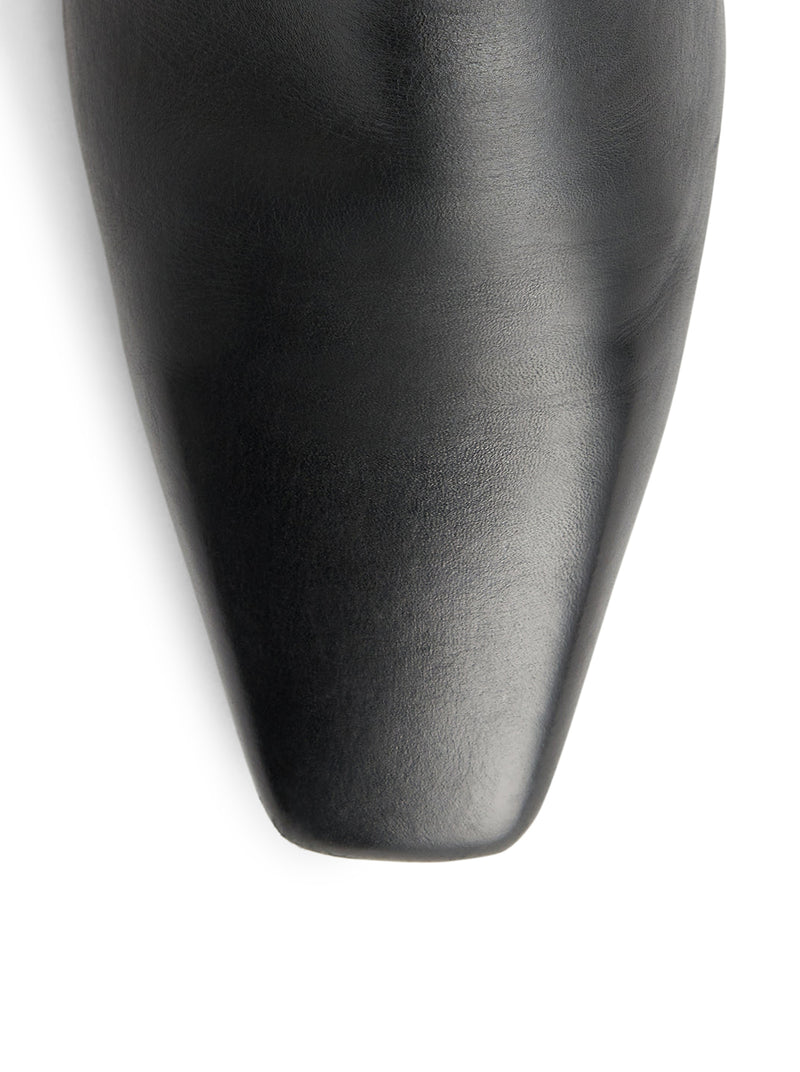 LEATHER MID-HEEL BOOTS