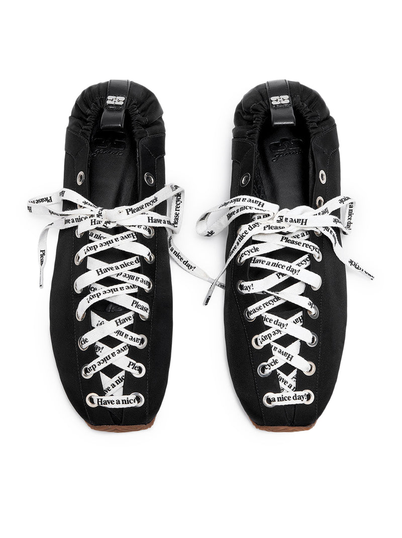 SPORTY BALLERINA IN BLACK