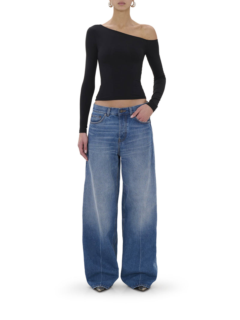 BETHANY FLUID DENIM JEANS WITH A BOYFRIEND FIT