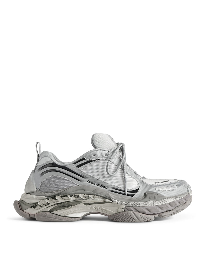 TRIPLE S SNEAKER IN GREY