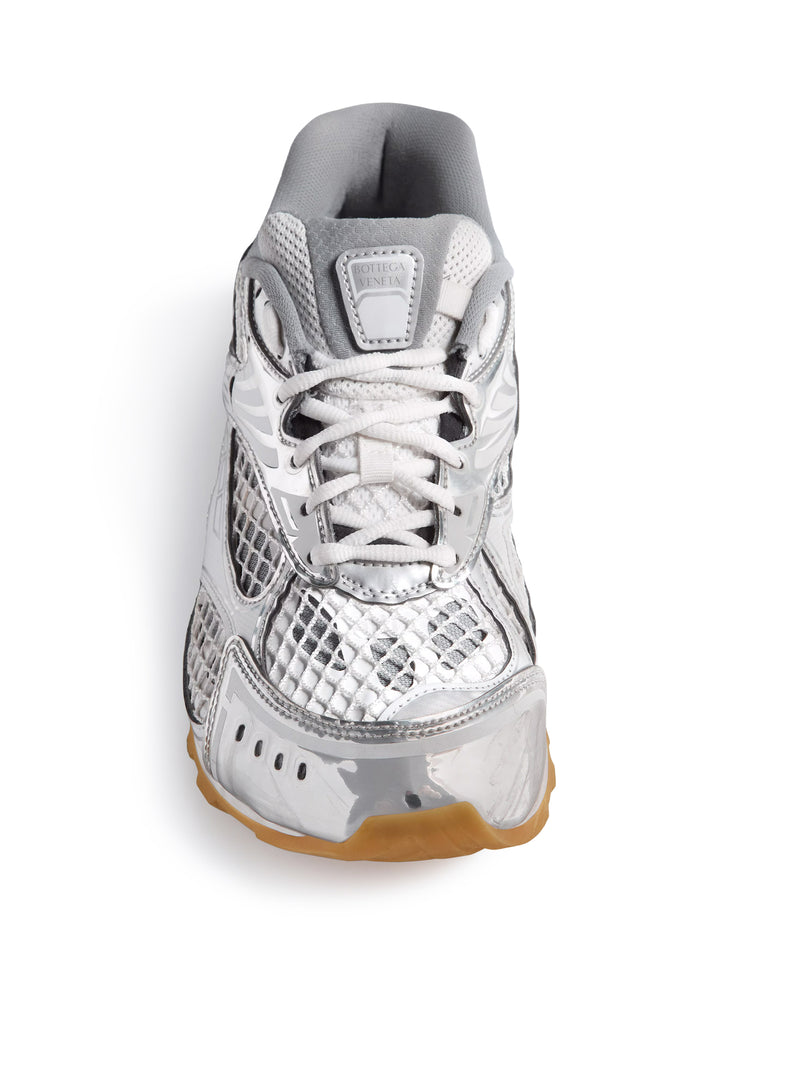 SNEAKER ORBIT