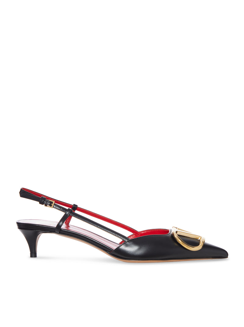 LEATHER SLINGBACK PUMPS WITH V LOGO DETAIL