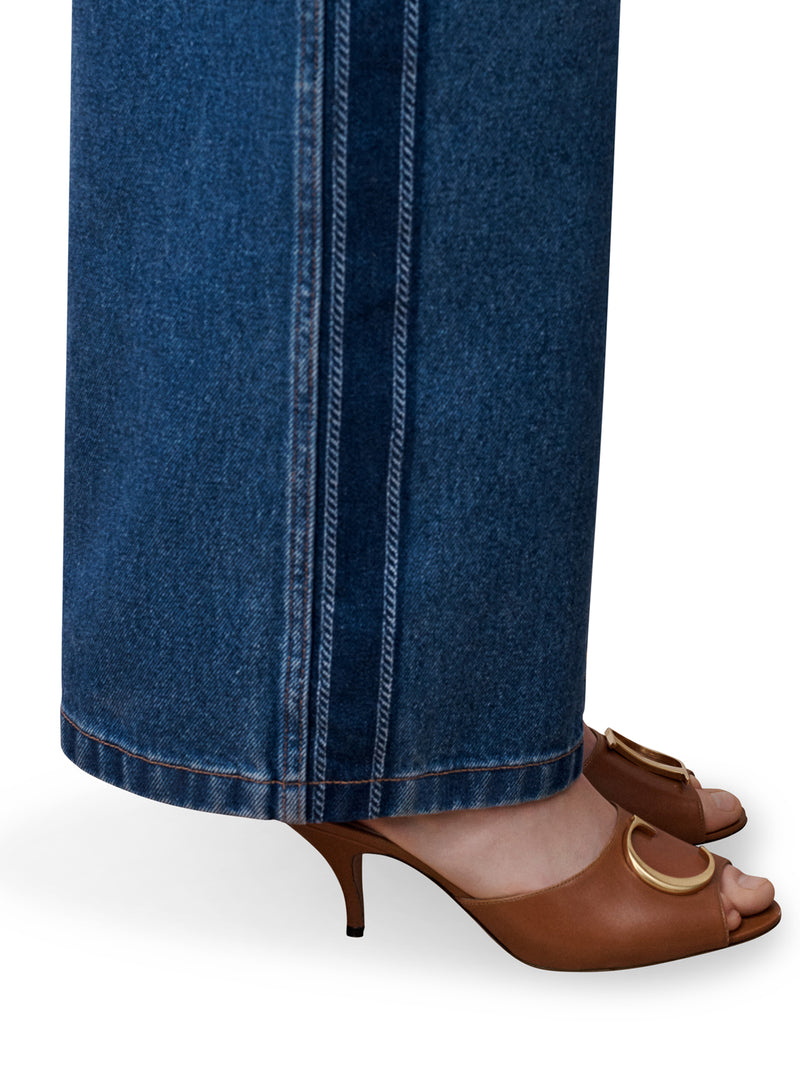 LAMBSKIN INITIALS HEEL SANDAL