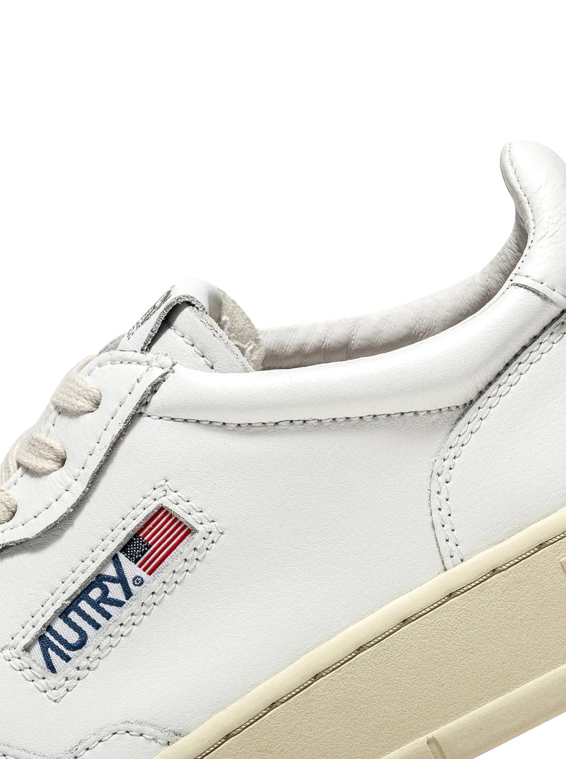 MEDALIST LOW SNEAKERS IN WHITE LEATHER