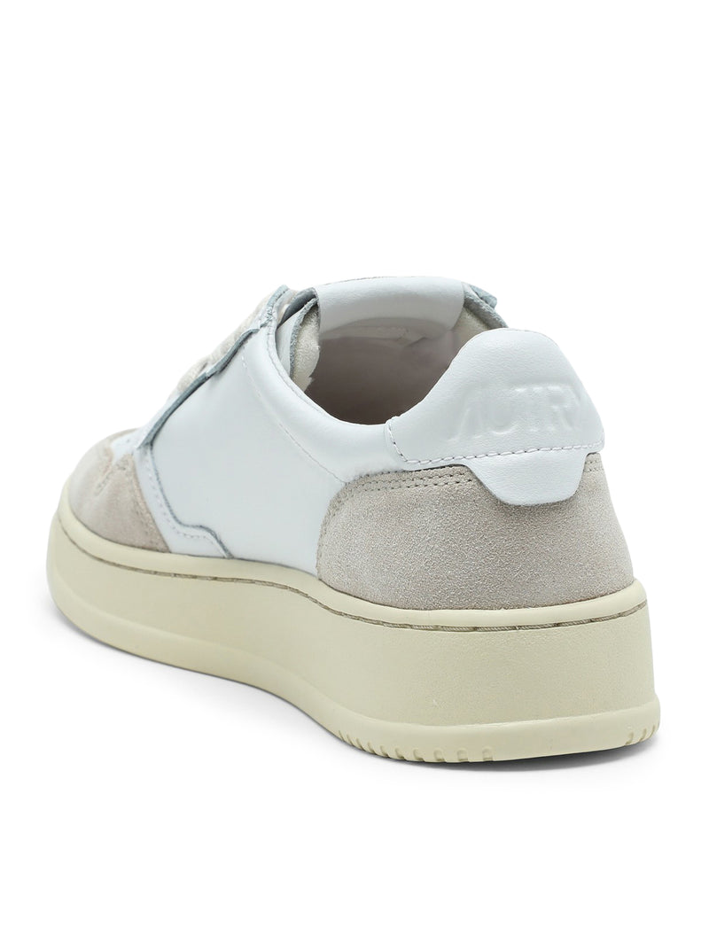 MEDALIST LOW SNEAKERS IN WHITE LEATHER AND BEIGE SUEDE