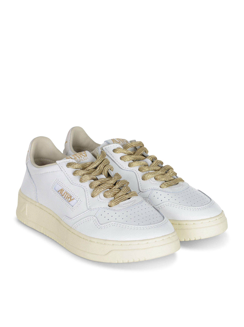 MEDALIST LOW LEATHER SNEAKERS