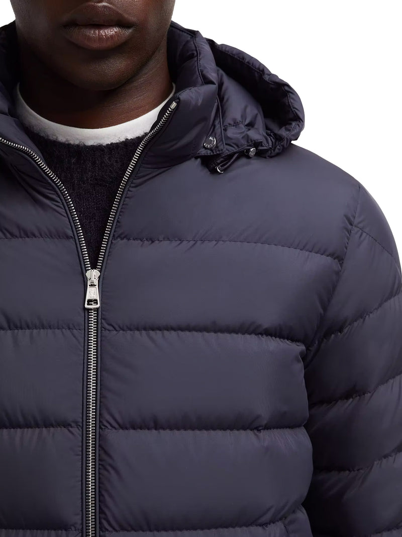 ARNEB SHORT HOODED DOWN JACKET