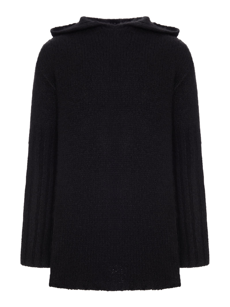 OVERSIZED HOODED SWEATER IN SOFT KNIT