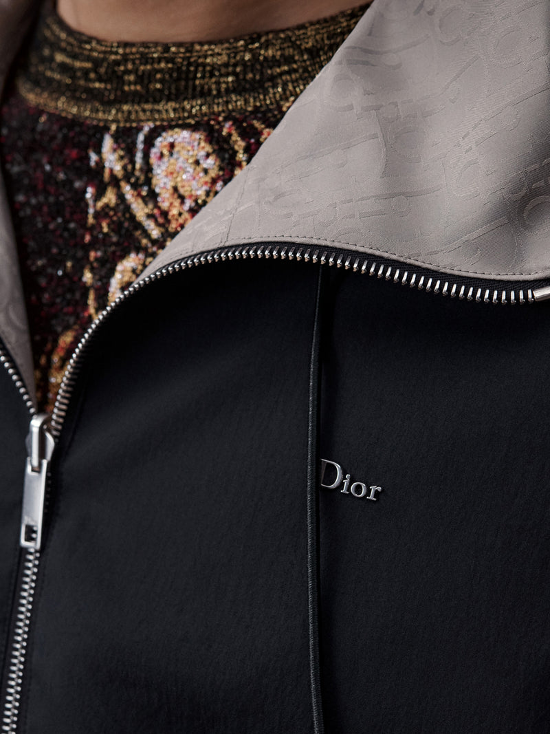 REVERSIBLE WINDBREAKER IN WATER-REPELLENT TECHNICAL FABRIC