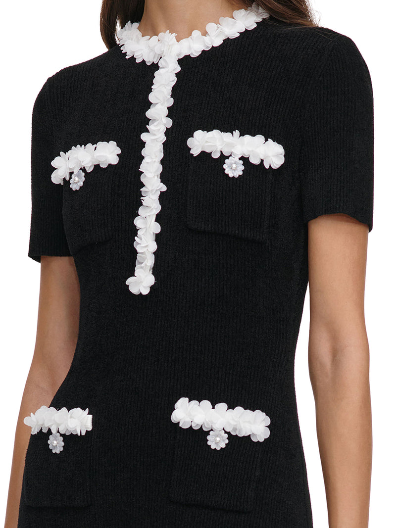 LONG RIBBED KNIT DRESS WITH CONTRASTING FLORAL PROFILES