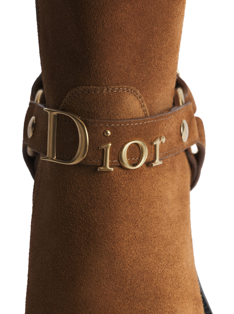 BOLT ANKLE BOOT IN COGNAC BROWN SUEDE CALFSKIN