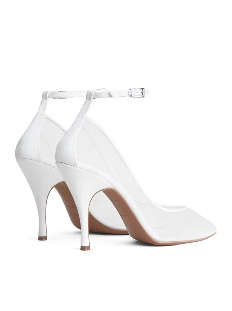 PUMPS WITH MESH STRIPS