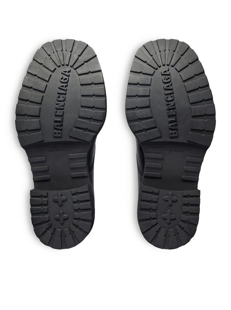 VENOM DERBY IN BLACK CALFSKIN