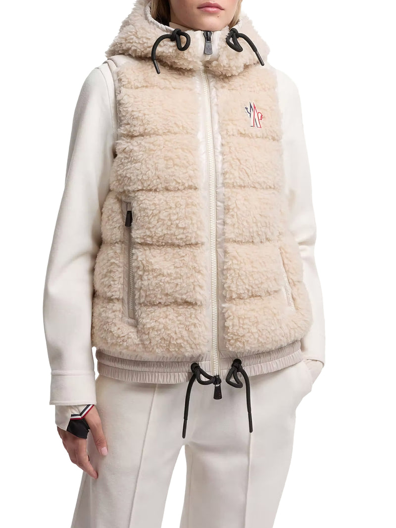 INSULATED TEDDY-STYLE VEST WITH HOOD