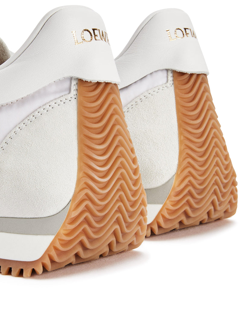 FLOW RUNNER SNEAKERS