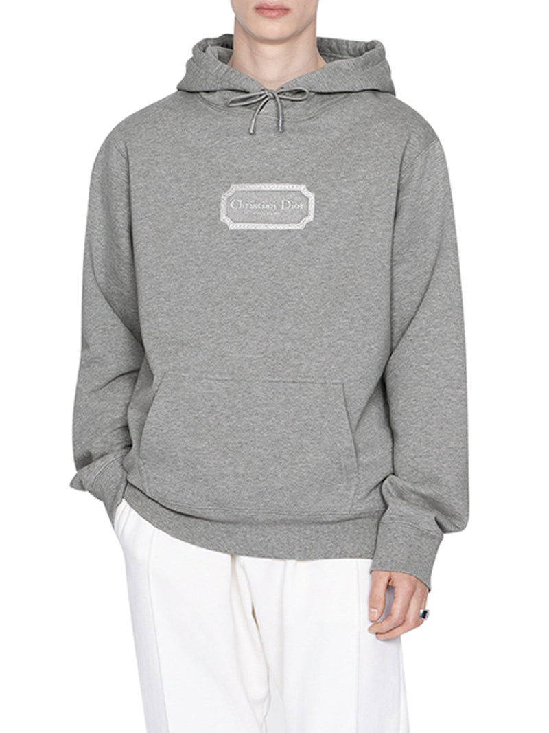 HOODED SWEATSHIRT WITH COMFORTABLE FIT