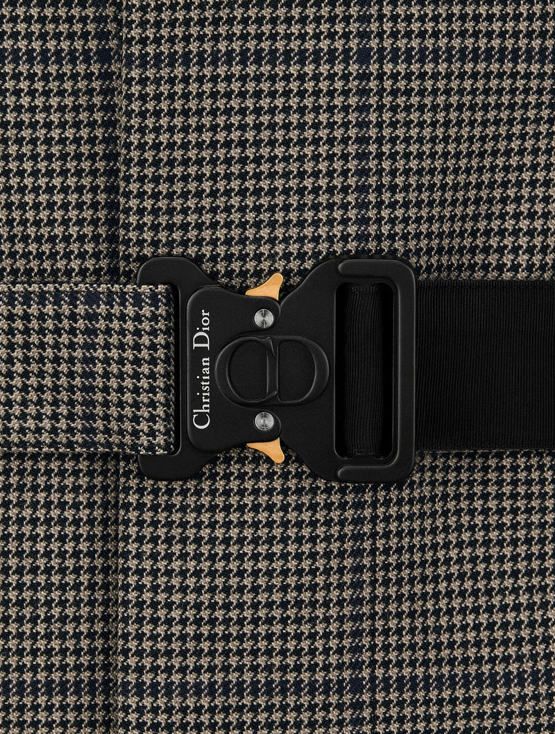 COAT WITH BELT WITH