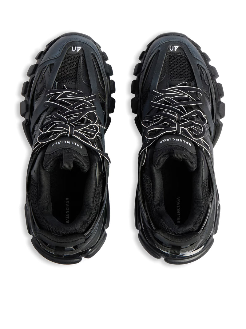 MEN`S TRACK SNEAKERS IN BLACK