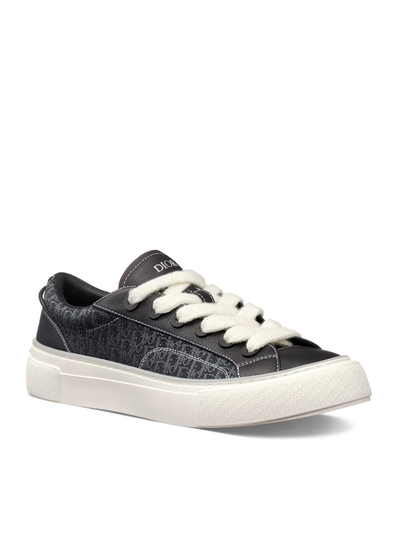 B33 SNEAKERS
