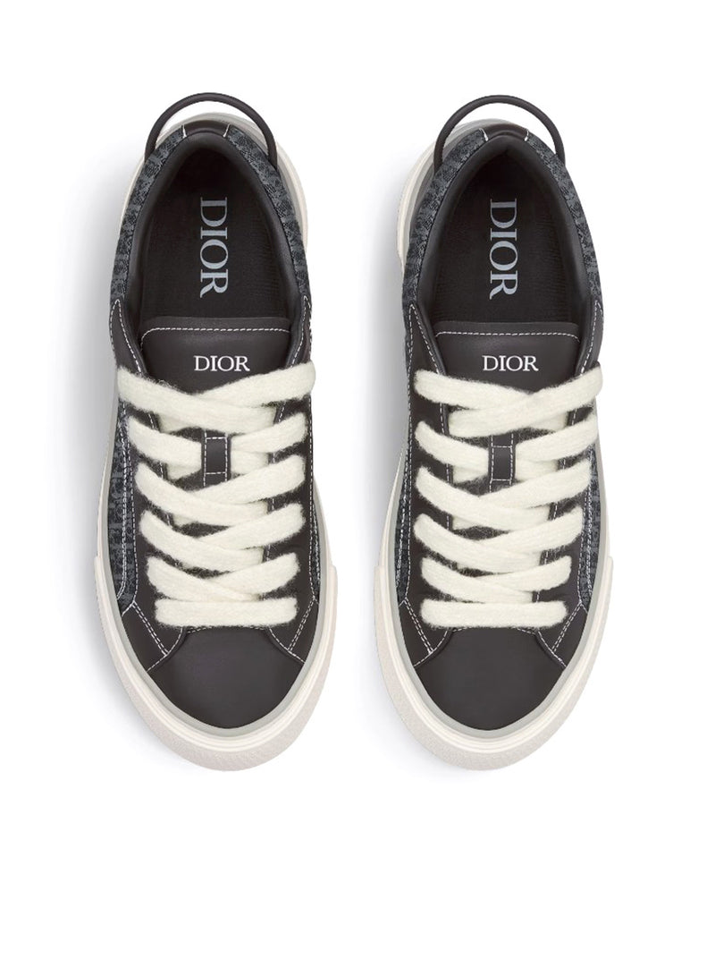 B33 SNEAKERS