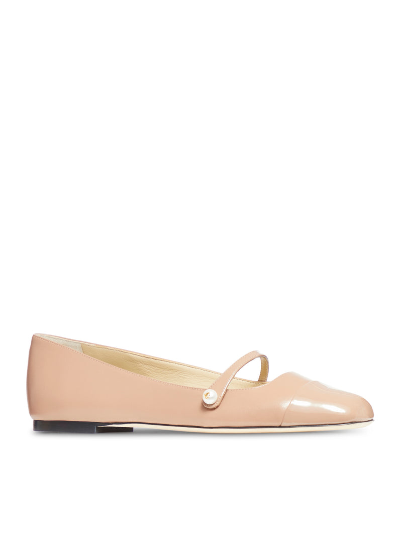 Flat shoes in nappa and patent leather