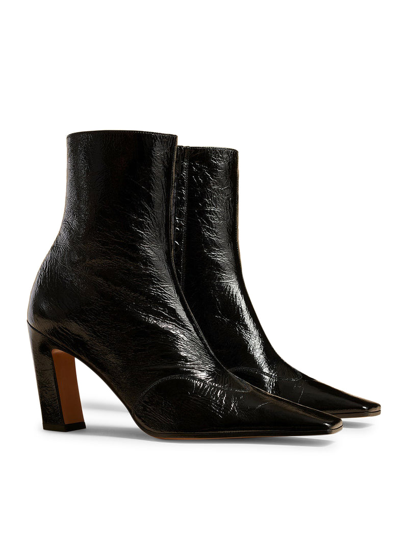 THE NEVADA STRETCH HIGH BOOT in Black Crinkled Leather