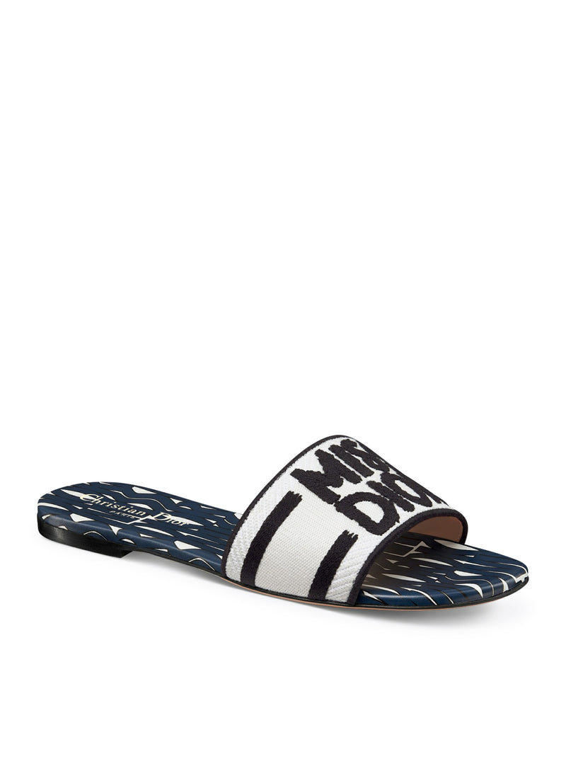Dway Sandal