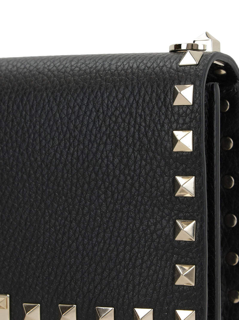 POUCH WITH ROCKSTUD CHAIN IN GRAINED CALFSKIN