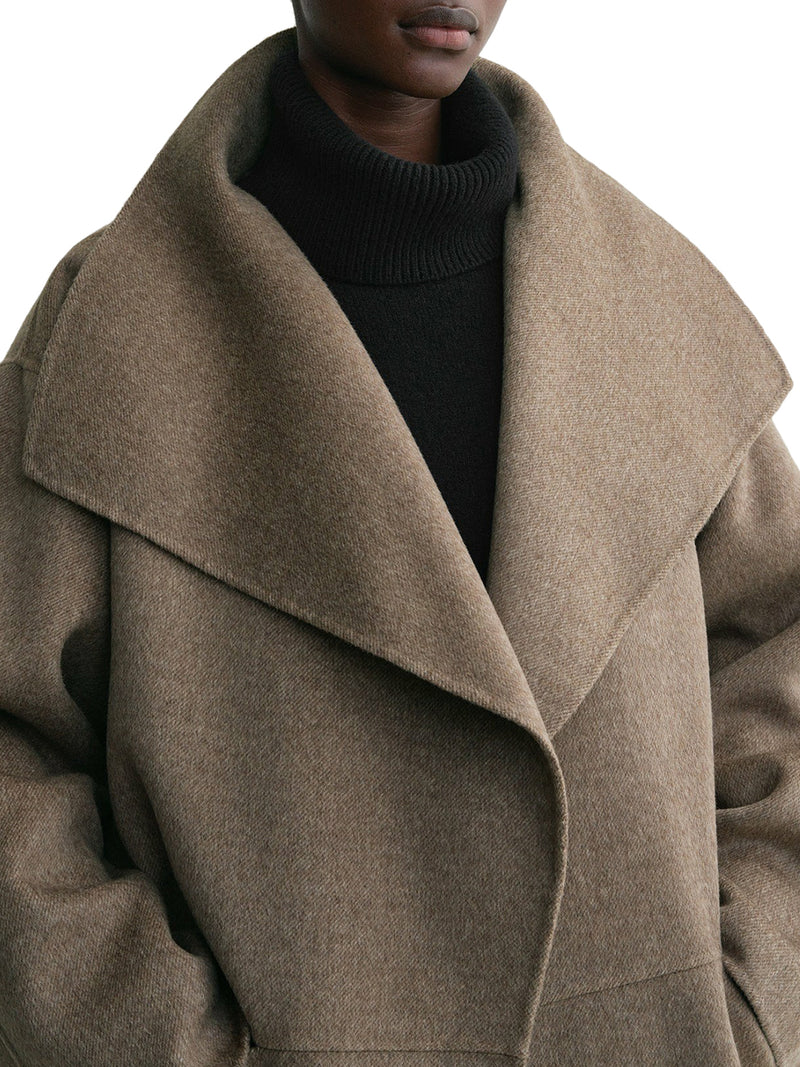 SIGNATURE WOOL AND CASHMERE COAT