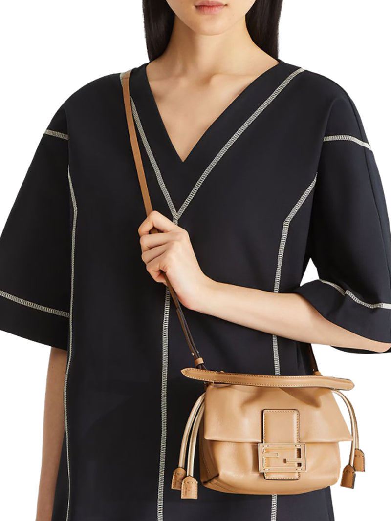 SMALL BAGUETTE MOM BAG