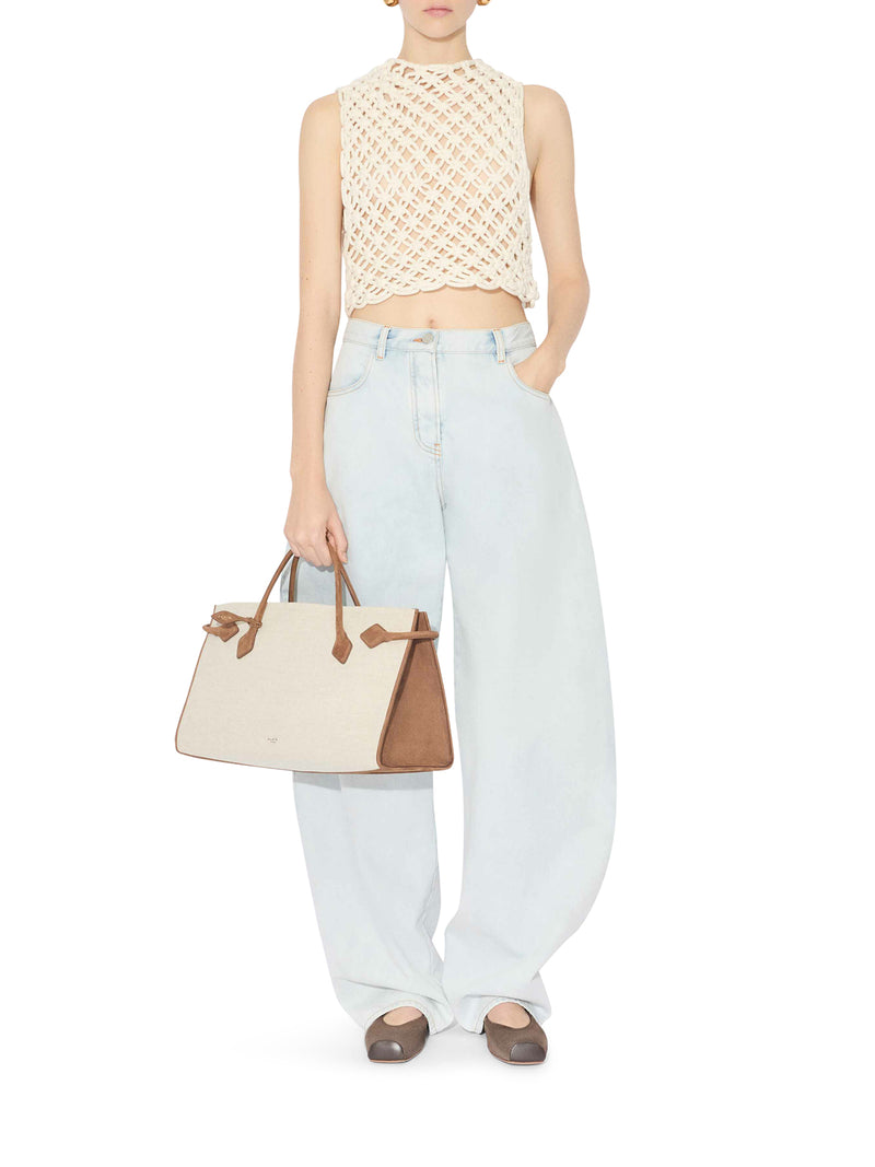 LOW WAIST ROUNDED JEANS