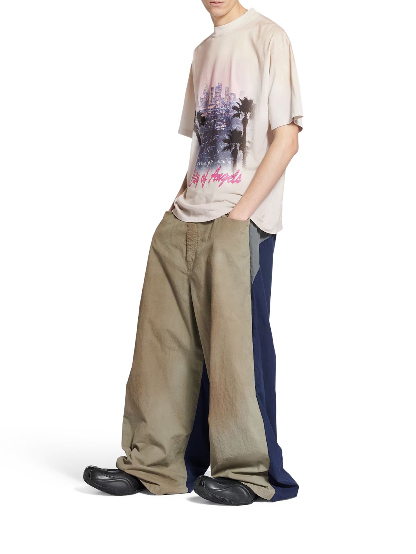 CITY OF ANGELS MEDIUM FIT T-SHIRT