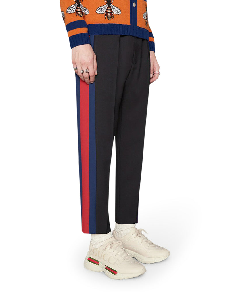MEN`S RHYTON LEATHER WITH GUCCI LOGO