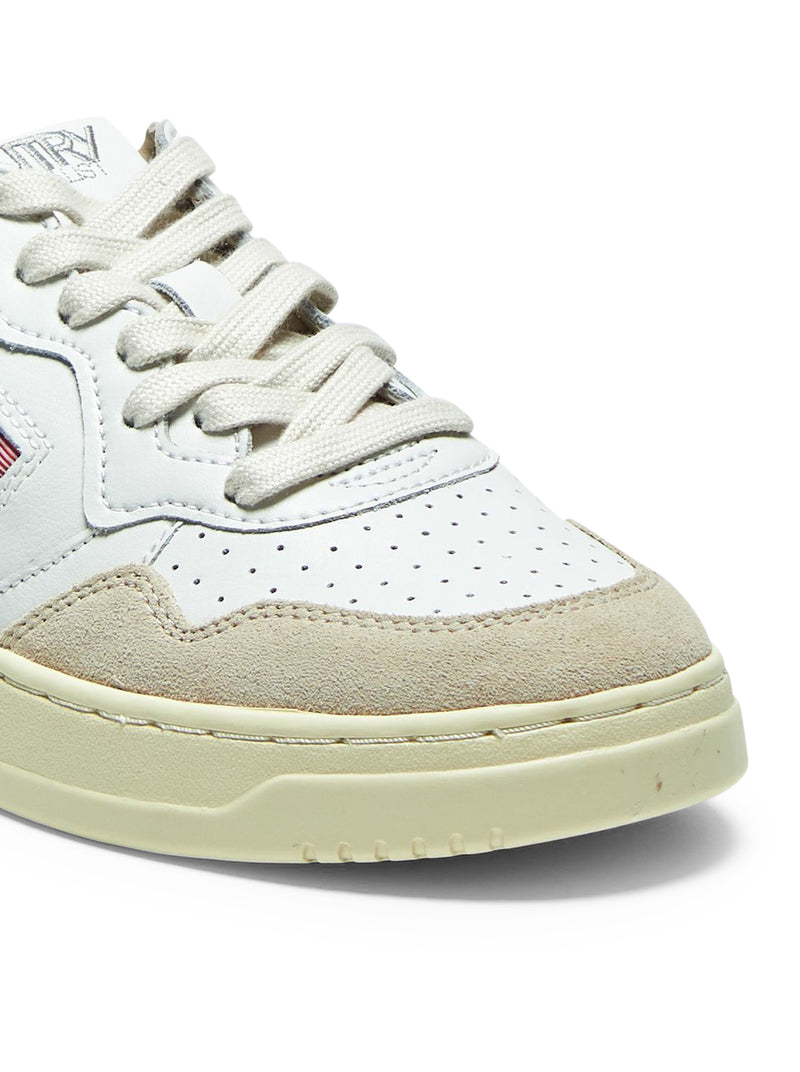 MEDALIST LOW SNEAKERS