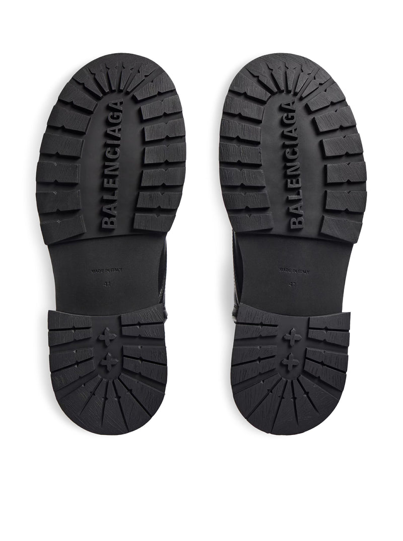 LACE-UP BOOT IN SOFT CALF LEATHER