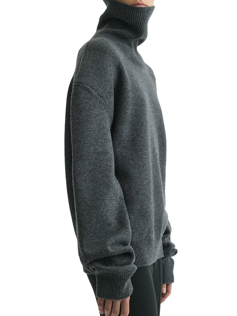 WOOL AND CASHMERE PATCHED SHOULDER SWEATER