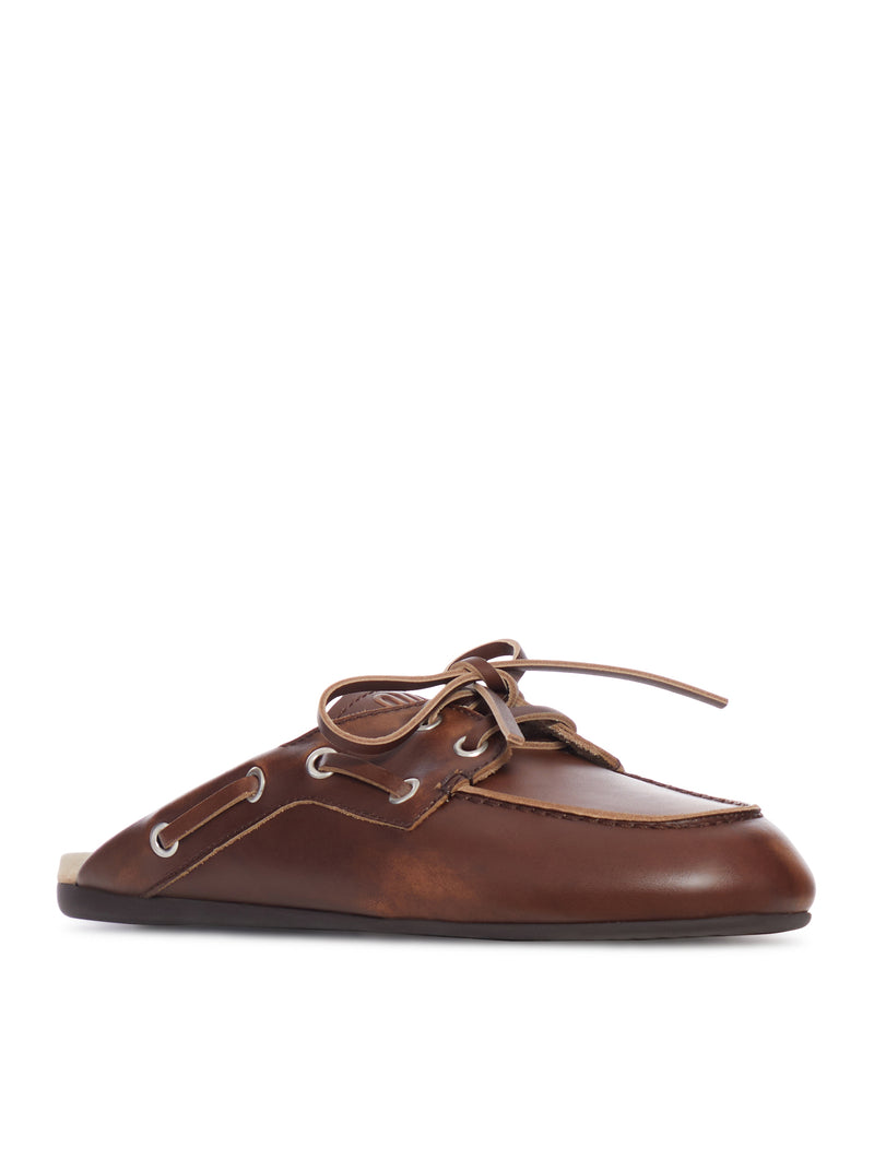 SABOT IN SMOOTH DÉLAVÉ LEATHER