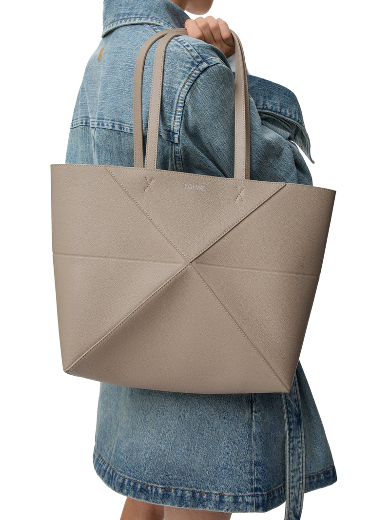 MEDIUM PUZZLE FOLD HORIZONTAL TOTE BAG IN GRAINED CALFSKIN