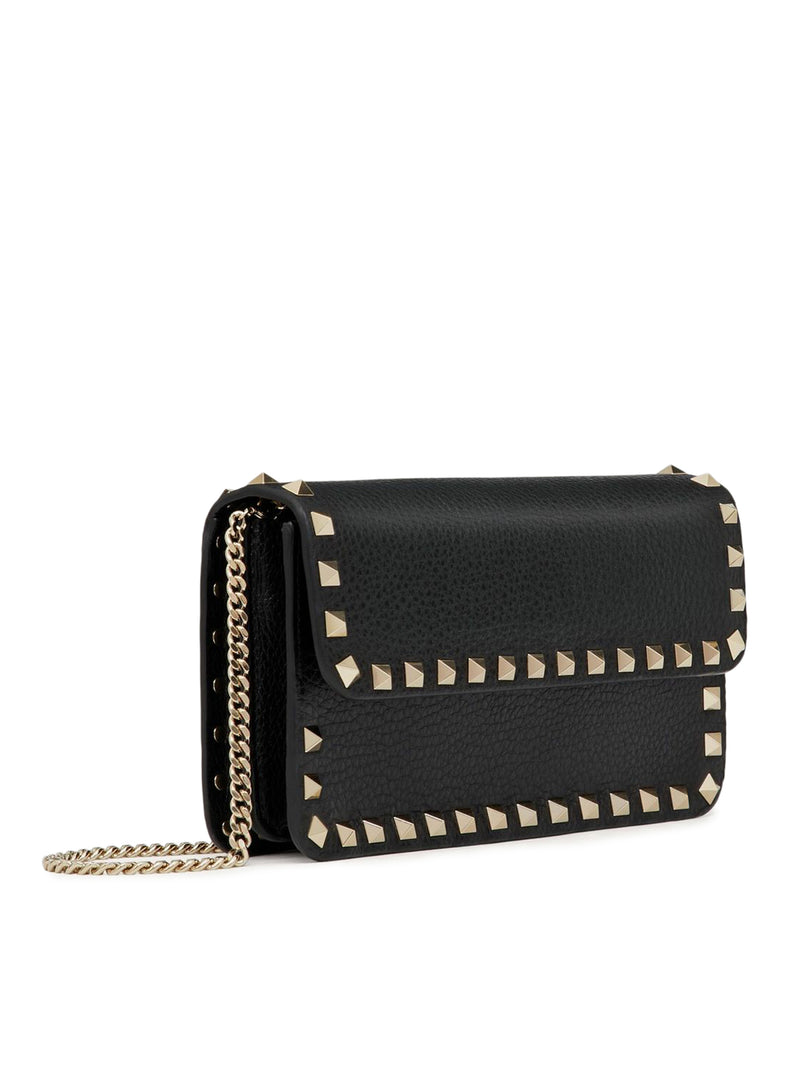 ROCKSTUD CHAIN POUCH IN GARNET CALFSKIN