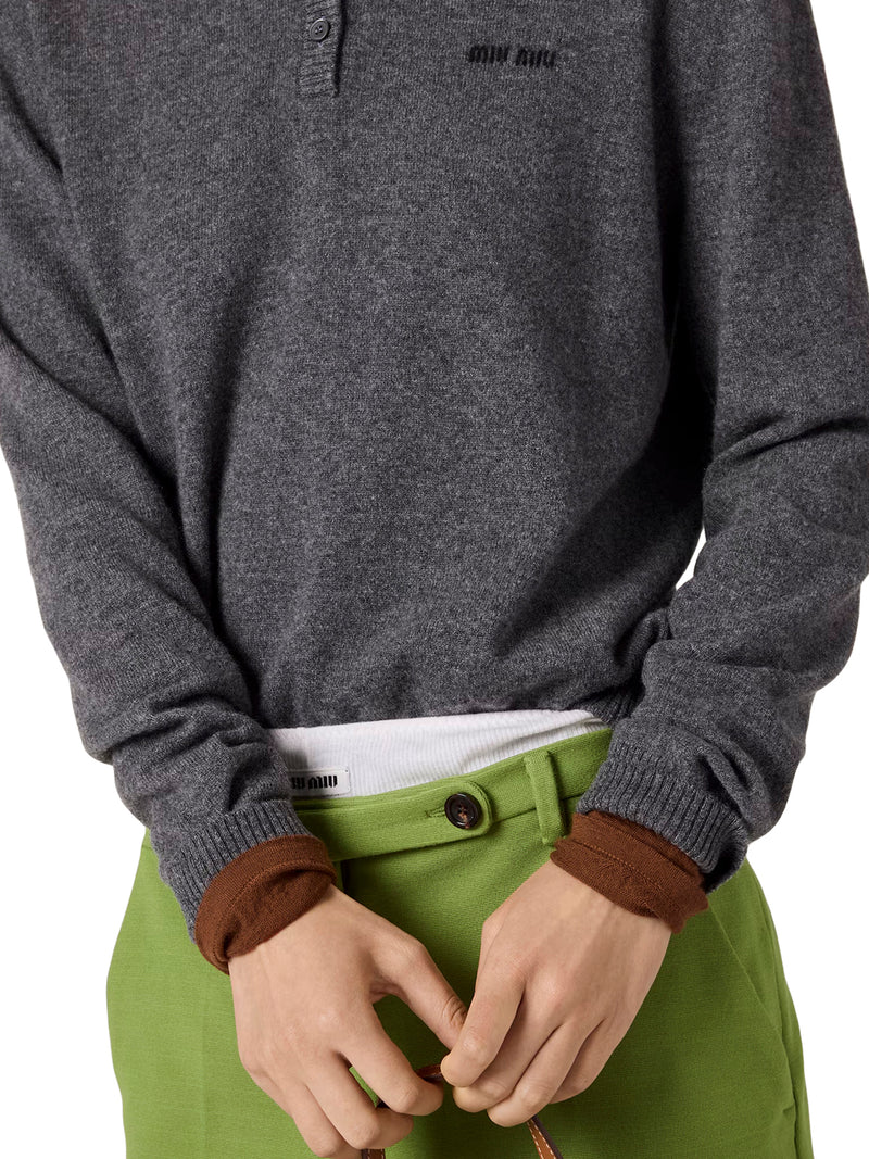 CREW NECK CASHMERE SWEATER