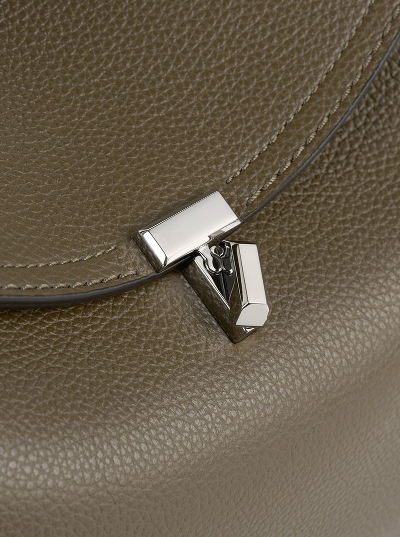 T-LOCK HANDBAG IN GRAINED LEATHER