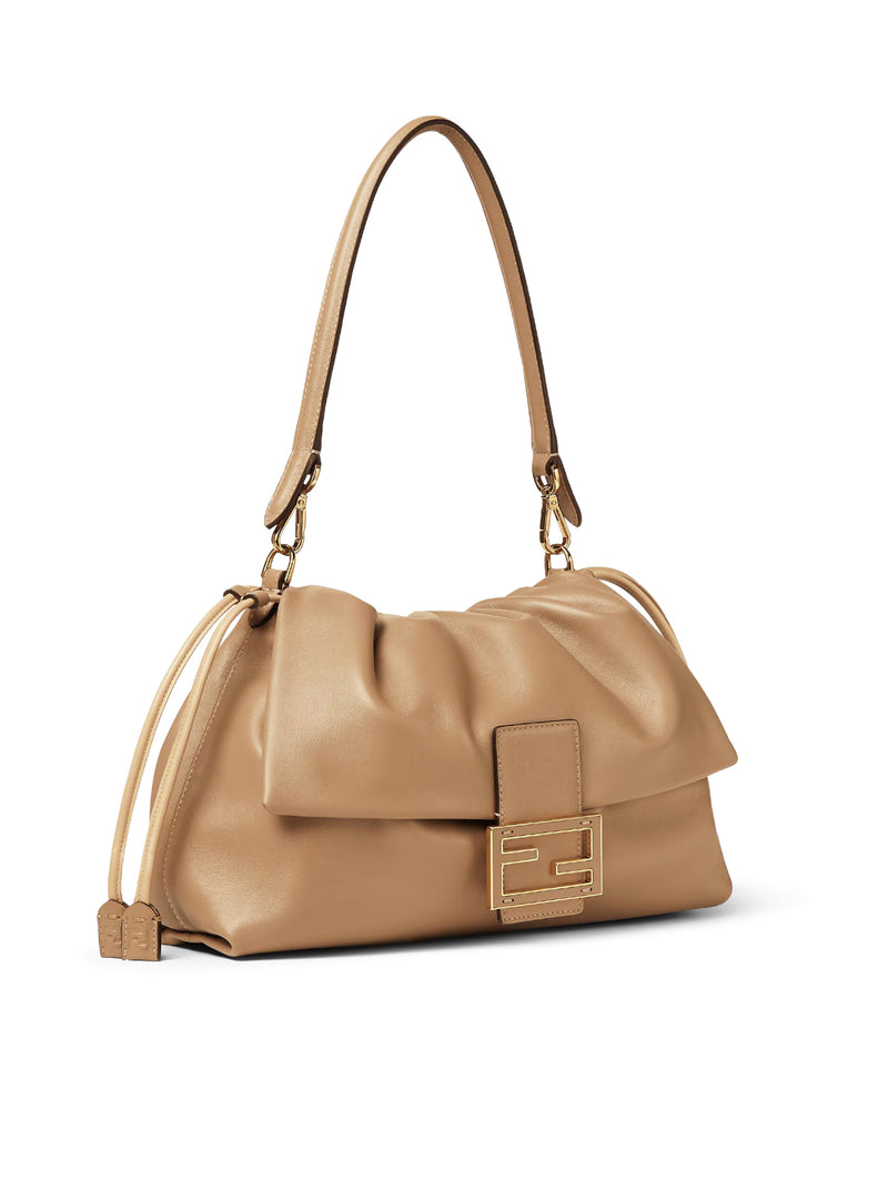 LARGE BAGUETTE MOM BAG IN NAPPA